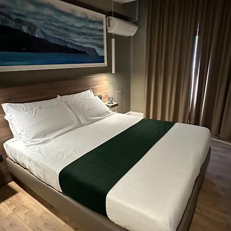 7Th Floor Suite Наполи Екстериор снимка