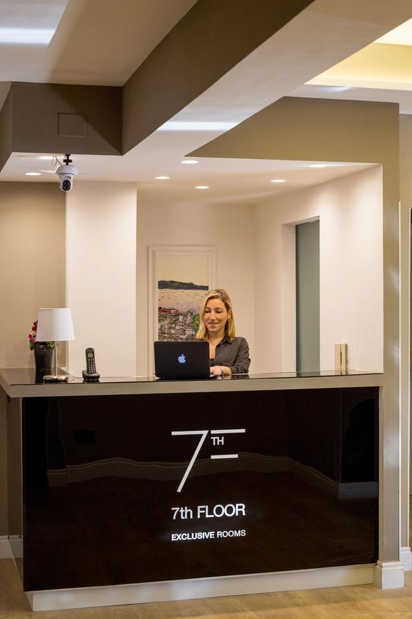 7Th Floor Suite Наполи Екстериор снимка