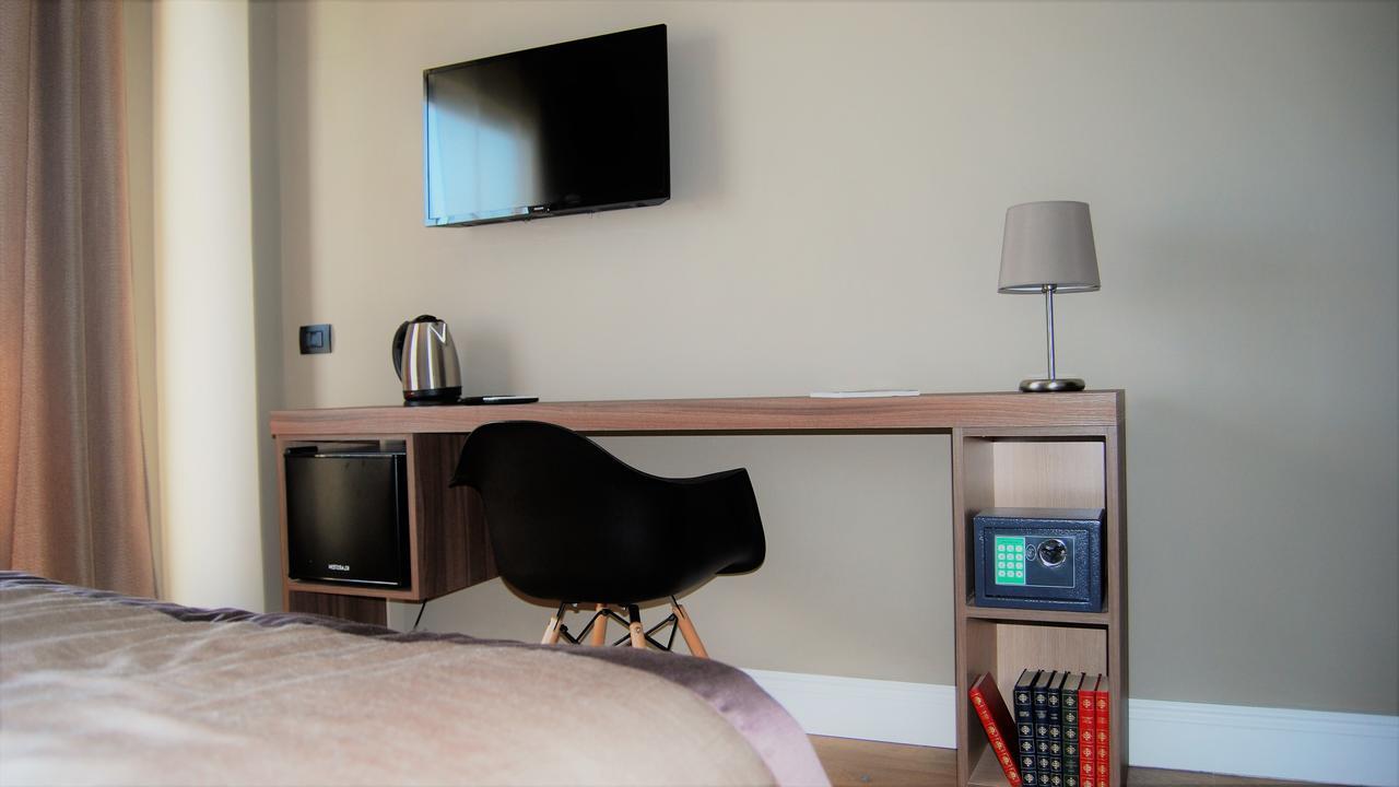 7Th Floor Suite Наполи Екстериор снимка