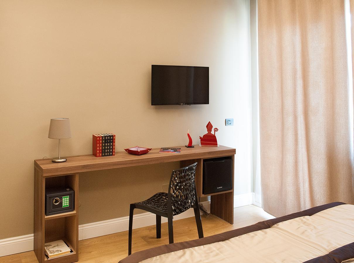 7Th Floor Suite Наполи Екстериор снимка
