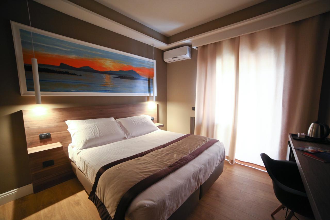 7Th Floor Suite Наполи Екстериор снимка